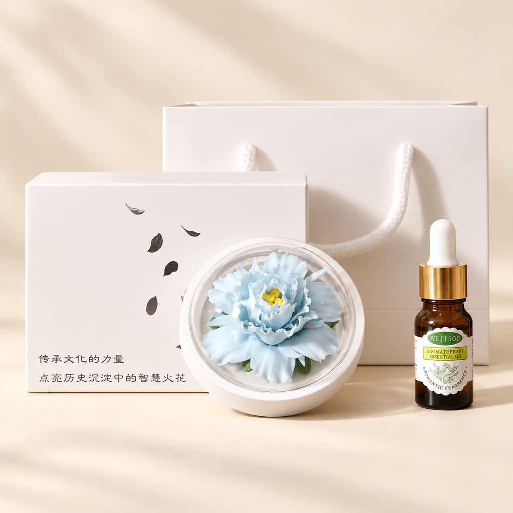 Sky Blue ceramic peony flower and oil gift set, compact version — complete gift set on a beige background